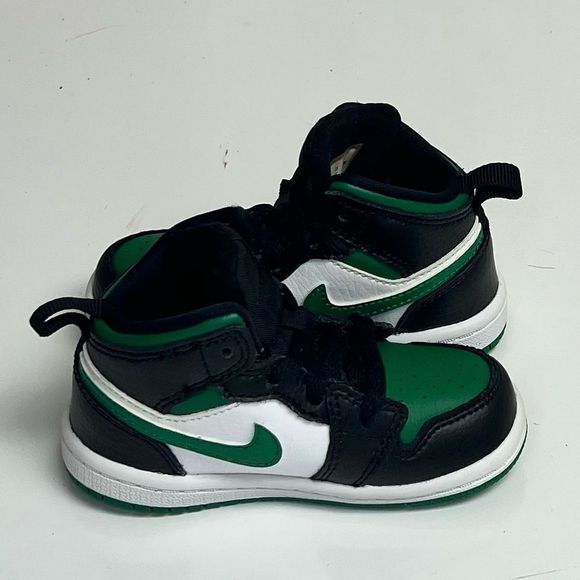 nike high tops black and green